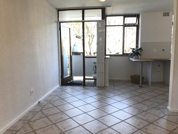 To Let 1 Bedroom Property for Rent in Rondebosch Western Cape